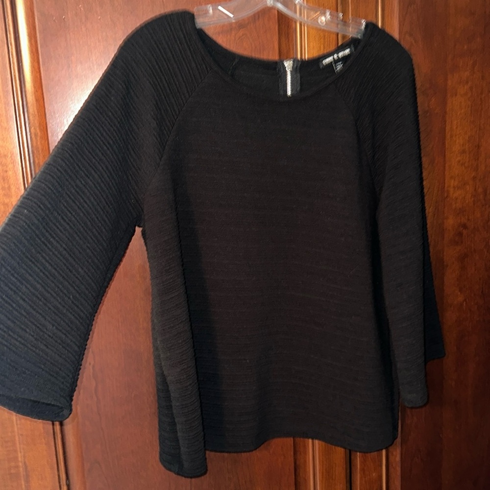 Blouse from Cable and gauge, size large.
